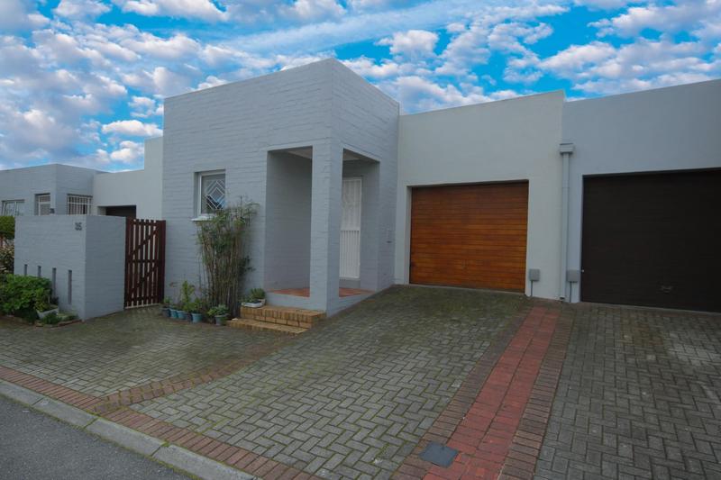 2 Bedroom Property for Sale in Parow North Western Cape